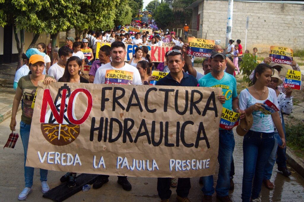 No-FRacking-en-Colombia
